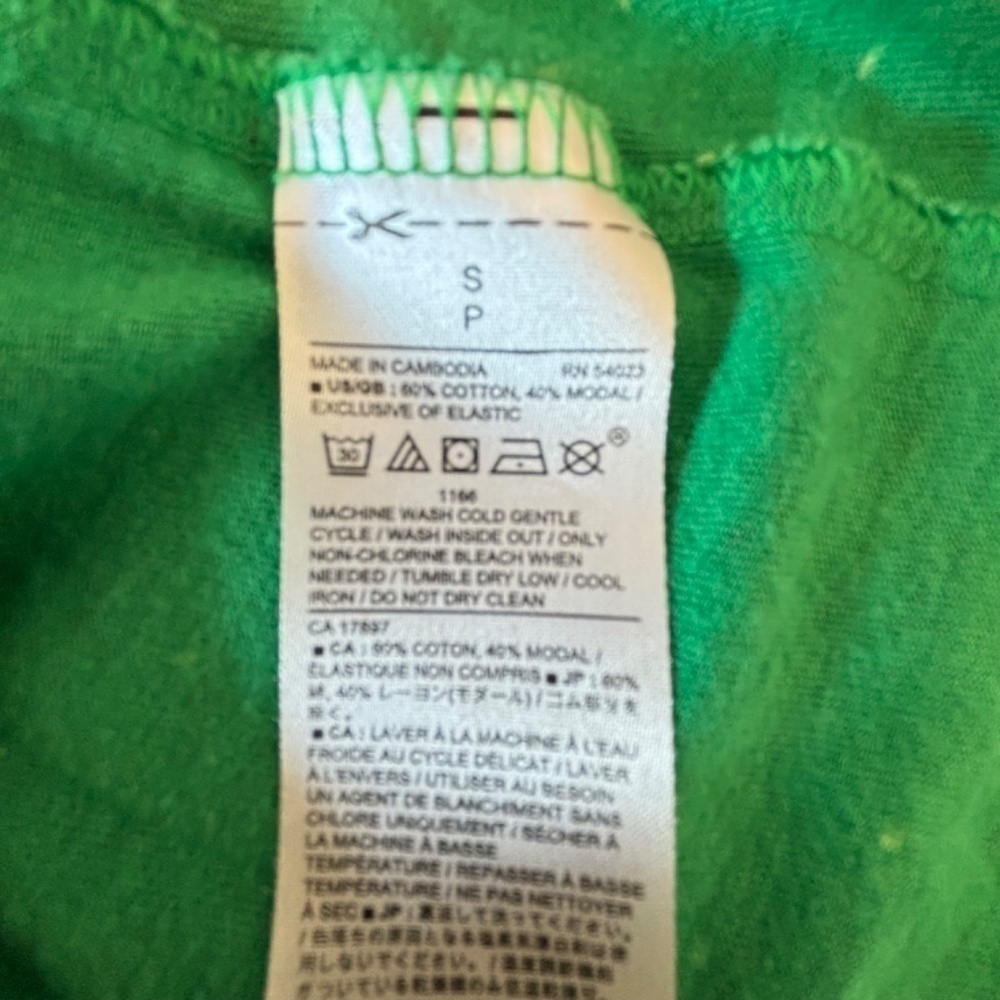 Banana Republic green v-neck short sleeve top size S - Picture 7 of 8